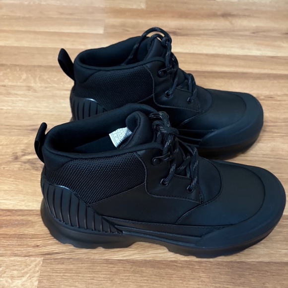 UGG Women’s Neumel X Boot - Picture 1 of 13